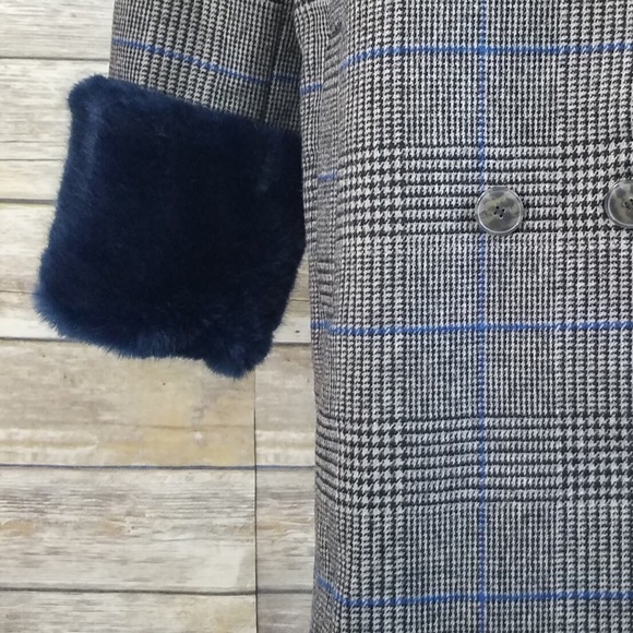 COPY - NWT Zara look alike Tartan Plaid Checked Coat with Fur Cuffs - Picture 8 of 8